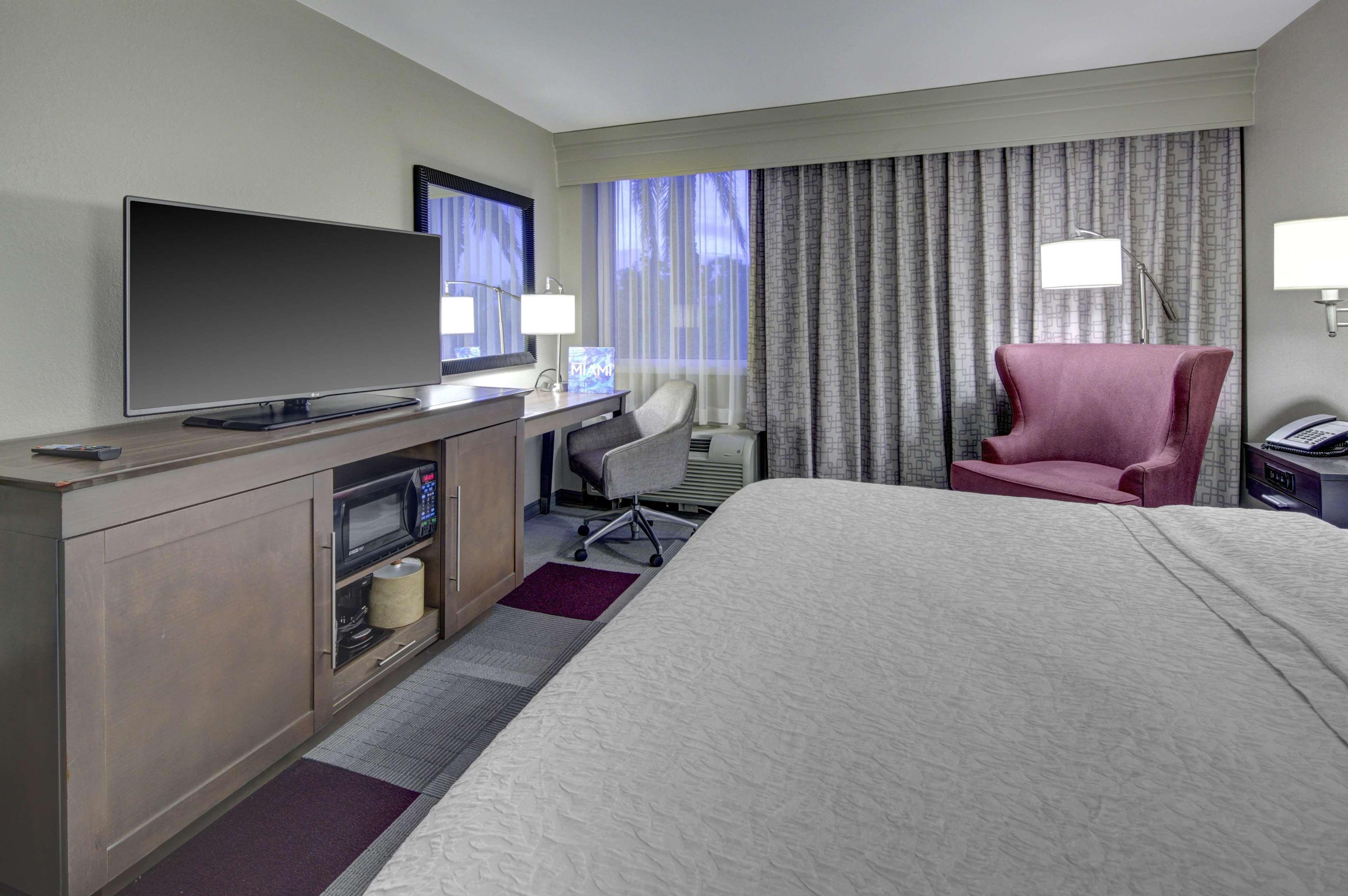 Hampton Inn Miami-Coconut Grove/Coral Gables Екстер'єр фото