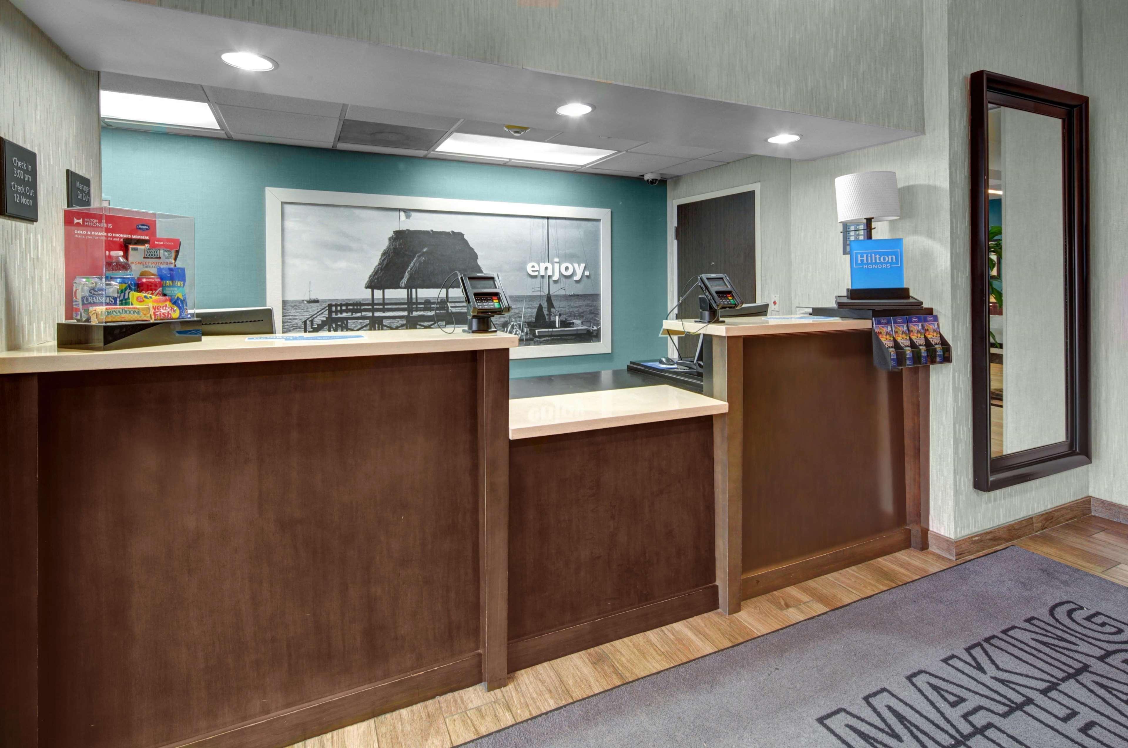 Hampton Inn Miami-Coconut Grove/Coral Gables Екстер'єр фото
