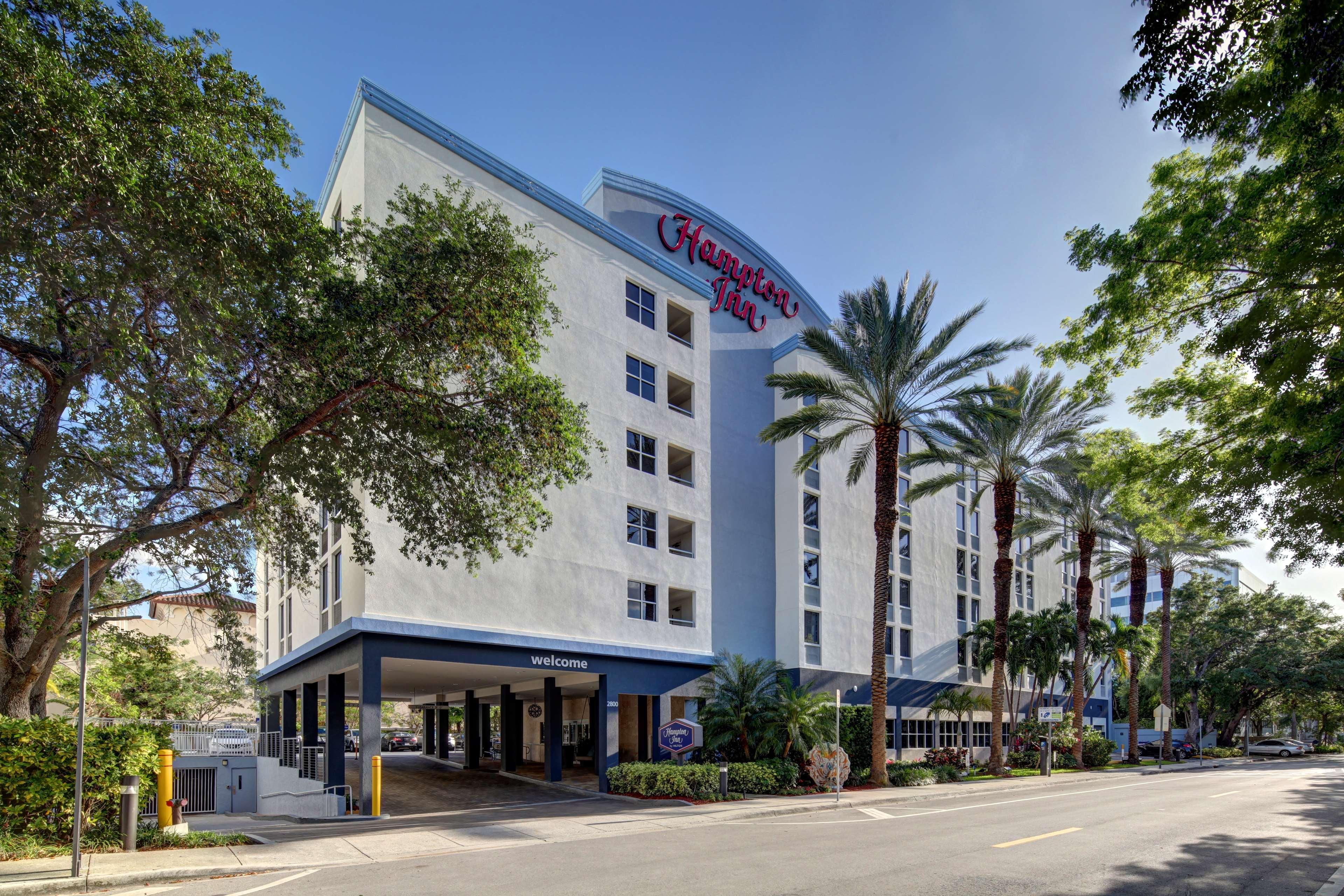 Hampton Inn Miami-Coconut Grove/Coral Gables Екстер'єр фото