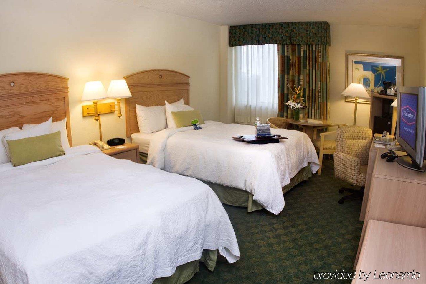 Hampton Inn Miami-Coconut Grove/Coral Gables Номер фото