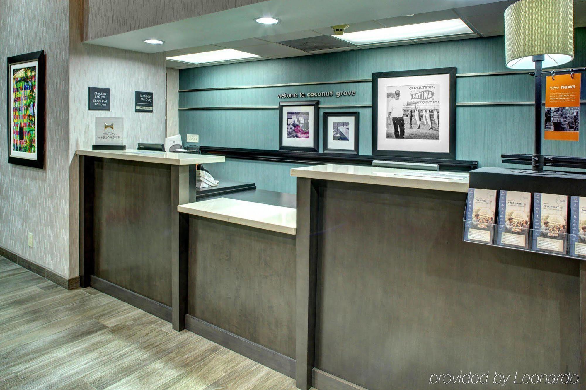Hampton Inn Miami-Coconut Grove/Coral Gables Екстер'єр фото