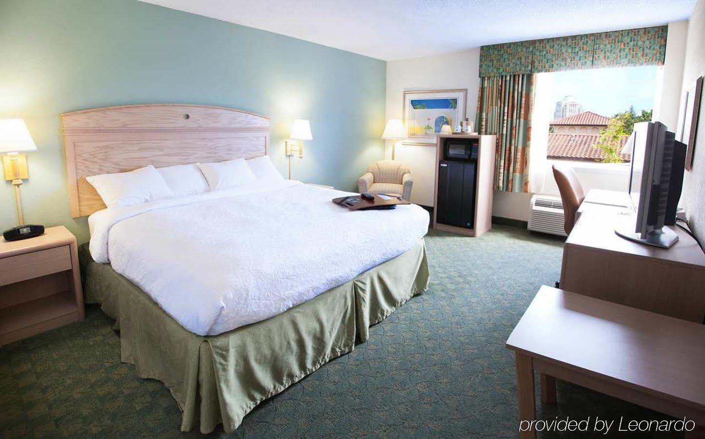Hampton Inn Miami-Coconut Grove/Coral Gables Екстер'єр фото