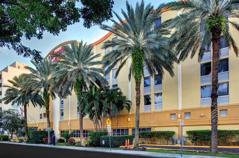Hampton Inn Miami-Coconut Grove/Coral Gables Екстер'єр фото
